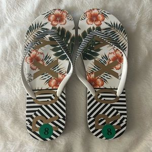 Roxy Sandals, Flip Flops
